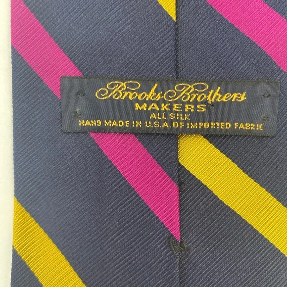 Brooks Brothers Silk Tie with Bold Stripes - Picture 2 of 5